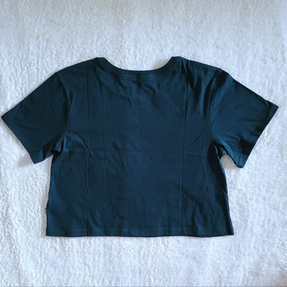 VANS🛹 Circle Tab Cropped Tee👕 - NWT - Picture 2 of 10